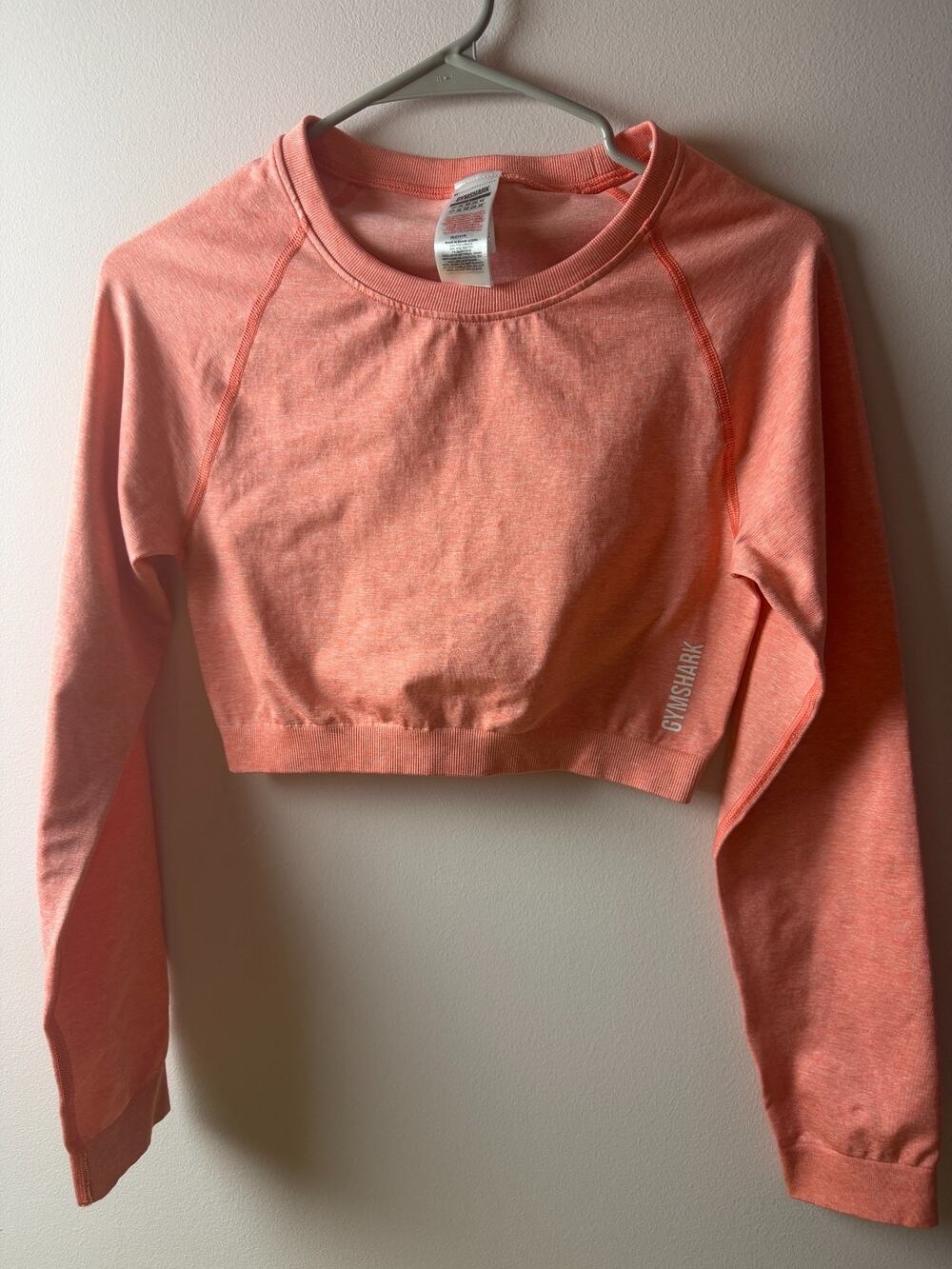 Gymshark Women’s Large Coral Long Sleeve Crop Top Ruched Back Seamless